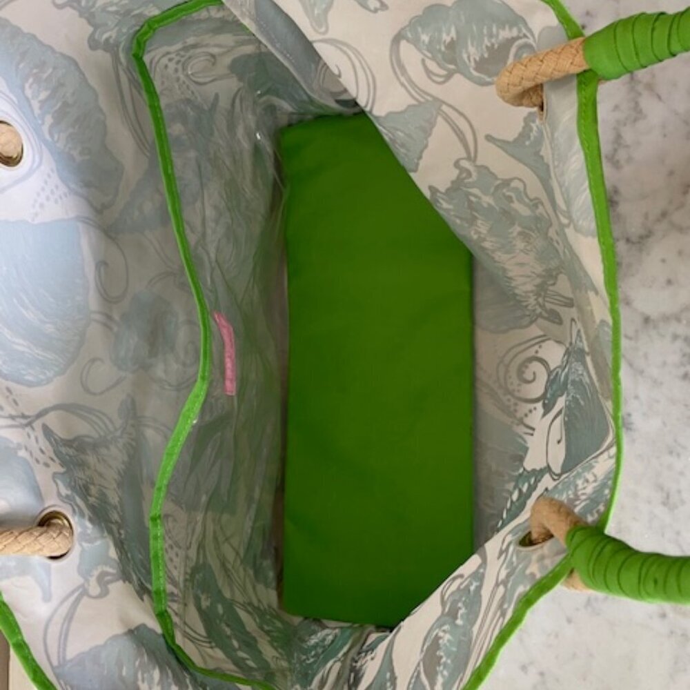LILLY PULITZER Buena Vista Tote Blue White Shelll Jute Handles - Picture 10 of 16